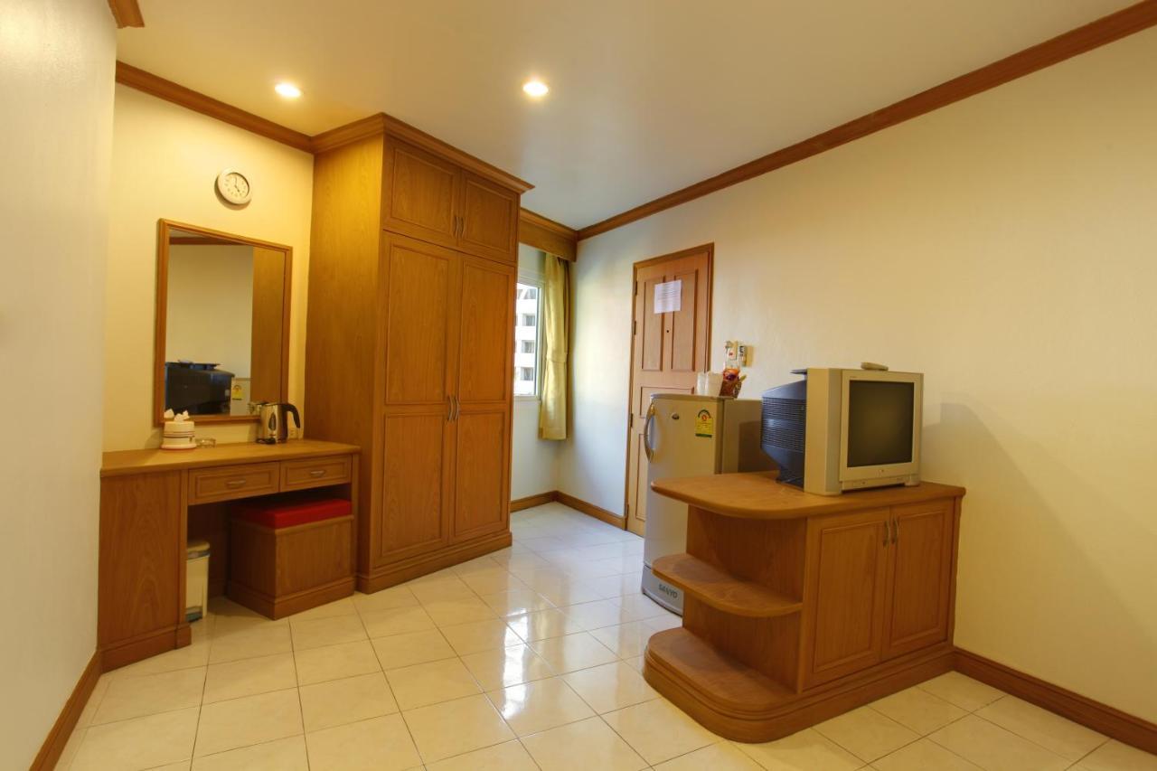 Casa Jip Guesthouse Patong Exterior foto